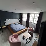 Dream Loft Jacuzzi - Sauna Apartmán *