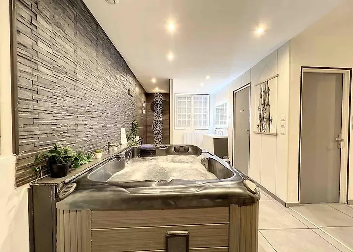 Dream Loft Jacuzzi - Sauna Apartmán Brest