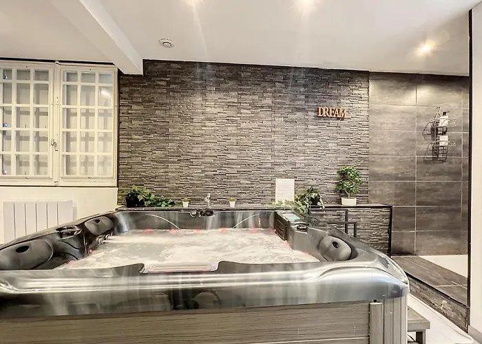 Dream Loft Jacuzzi - Sauna Apartman